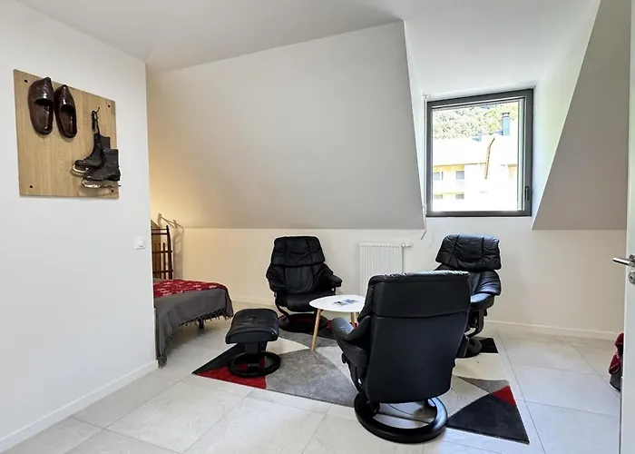 شقة Bel 85m2 Pour 8p Parking Et Balcon *