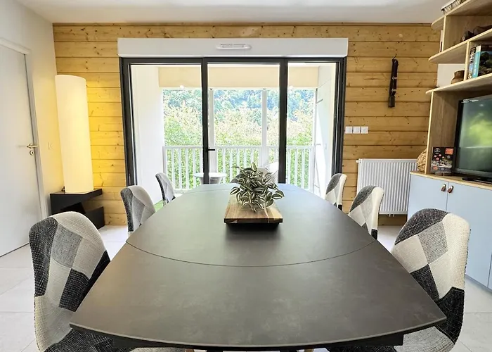 Lägenhet Bel 85m2 Pour 8p Parking Et Balcon *